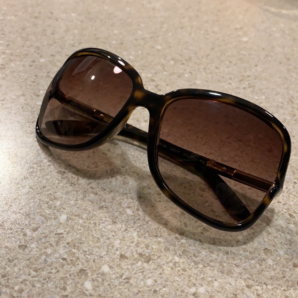 PRADA GLASSES - Picture 3 of 5